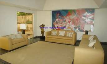 Imagem 6: Condomínio com portaria, piscina e salão de festa. Excelente localização entre as Ruas C