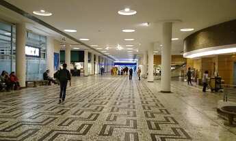 Imagem 2: Conjunto Comercial 41m², 01 banheiro e 01 vaga na garagem. Condomínio com portaria e segu