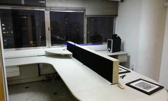 Imagem 5: Conjunto Comercial 41m², 01 banheiro e 01 vaga na garagem. Condomínio com portaria e segu