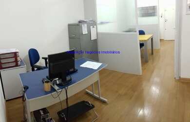 Imagem 5: Conjunto Comercial 47m², 01 banheiro. Condomínio com recepção. Excelente localização á