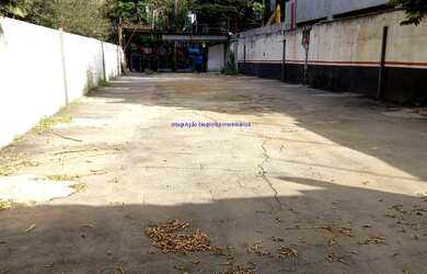 Imagem 4: Terreno 425m². Excelente localização entre as Ruas Coronel Joaquim Ferreira Lobo, Ramos