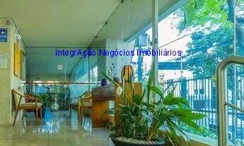 Imagem 6: Condomínio com portaria, segurança e salão de festa. Excelente localização á 4 minutos an