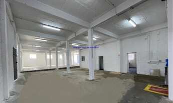 Imagem 6: Galpao Comercial 1.100m², 10 banheiros e 50 vagas; Sendo 900m² de galpão e salas + 200m² d