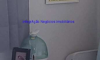 Imagem 7: Condomínio com portaria, piscina, jardim, lavanderia coletiva e sauna. Excelente localiza