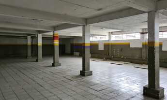 Imagem: Galpão 1.780m², 01 banheiro, 01 escritório