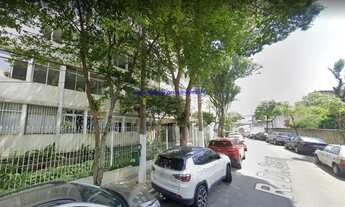 Imagem 2: Apartamento 75m², 02 dormitórios e 01 banheiro. Condomínio com portaria. Excelente loca