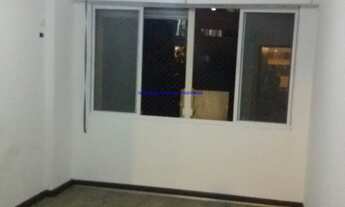 Imagem 2: Apartamento 55m², 01 dormitório e 01 banheiro. Condomínio com portaria. Excelente loc