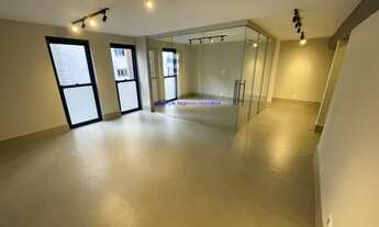 Imagem 2: Apartamento 82m², 01 dormitório (sendo suíte), 02 banheiros e 01 vaga na garagem. Condom