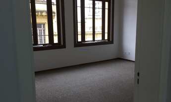 Imagem 7: Conjunto Comercial 71m², 02 banheiros. Condomínio com recepção e segurança 24hrs. Excele