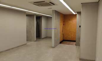 Imagem 4: Prédio Comercial 1.100m², 1º Andar: vão livre escada na frete e fundos e elevador; 2º pavi