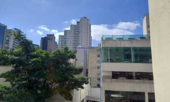 Imagem 6: Condomínio com portaria e segurança 24h. Excelente localização, a 500m do Metro Consolaçã