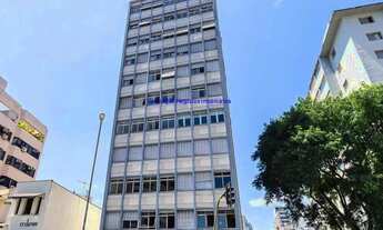 Imagem 6: Condomínio com portaria, segurança. Excelente localização á 5 minutos andando para a esta