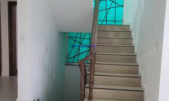 Imagem 7: Sobrado 330m², 04 dormitórios (sendo 01 suíte), 04 banheiros e 04 vagas na garagem. Excel