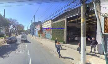 Imagem 4: Galpão 440m² e 01 banheiro. Excelente localização entre as Ruas Diogo Vaz, Scuvero e dos