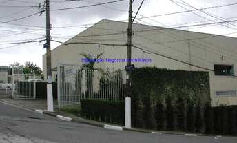 Imagem 7: Prédio Comercial 700m², 5 banheiros e 9 vagas na garagem. Excelente localização entre as