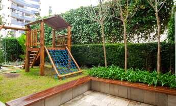 Imagem 3: Condomínio com portaria e segurança. Excelente localização á 8 minutos andando para a est