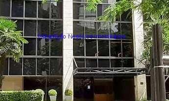 Imagem 2: Conjunto Comercial 514m², 04 banheiro e 08 vagas de garagem. Condomínio com recepção e se