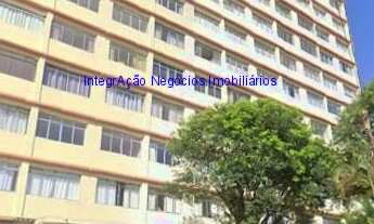 Imagem: Condomínio com portaria e segurança, salão