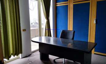 Imagem 2: Conjunto Comercial 250m², 03 salas, 01 auditório, 01 copa e 02 banheiros. Condomínio com