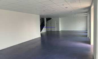Imagem 3: Conjunto Comercial 260m², 03 banheiros e 06 vagas na garagem. Condomínio com recepção e s