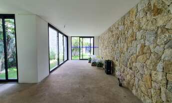 Imagem 3: Sobrado 318m², 03 dormitório (sendo suítes), 04 banheiros e 02 vagas. Excelente localiza