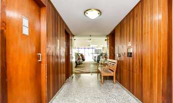 Imagem 2: Apartamento 76m², 02 dormitórios, 01 banheiro e 01 vaga na garagem. Condomínio com porta