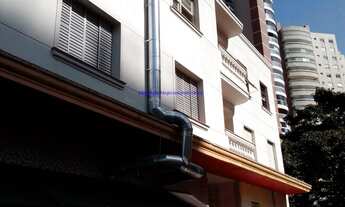 Imagem 3: Prédio Comercial 750m², 09 banheiros; Possui 2 andares: piso térreo: 02 lojas; 1º e 2º pis