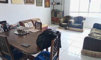 Imagem 3: Condomínio com portaria, segurança 24hrs, salão de festa, quadra poliesportiva, playground