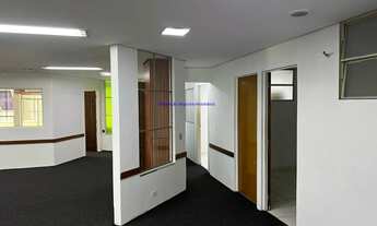 Imagem 6: Condomínio sem limites de horário com portaria 24hs. Excelente localização á 3 minutos an