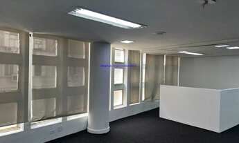 Imagem 5: Condomínio sem limites de horário com portaria 24hs. Excelente localização á 3 minutos an