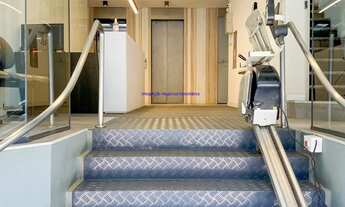 Imagem 2: Conjunto Comercial 75m², 02 banheiros. Condomínio com recepção e segurança 24hrs. Excele