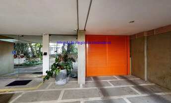 Imagem 5: Condomínio com portaria e segurança. Excelente localização entre as Ruas Frei Caneca, Her