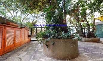 Imagem 4: Condomínio com portaria e segurança. Excelente localização entre as Ruas Frei Caneca, Her