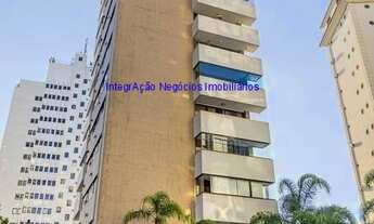 Imagem 2: Condomínio com portaria 24hrs, piscina, salão de festa, playground e quadra poliesportiva