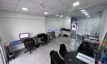 Imagem 5: Conjunto Comercial 36m², 01 copa, 01 sala, 01 banheiro e 01 vaga na garagem. Condomínio