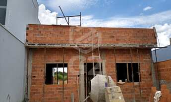 Imagem: Casa em Construção Disponível para Venda