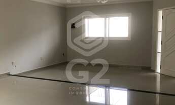 Imagem 2: CASA - 3 DORMTS.(1 SUÍTE), WC. SOCIAL, SALA 2 AMBS., COZINHA PLANEJADA, LAVANDERIA, ÁREA G