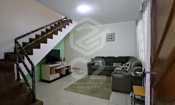 Imagem: Sobrado à Venda com 03 Dormitórios sendo