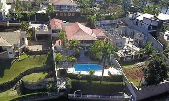 Imagem 2: LINDA CHÁCARA Á BEIRA DA REPRESA DE IGARATÁ (PÉ NA AGUA) NO CONDOMINIO TRES MARIAS EM IGAR