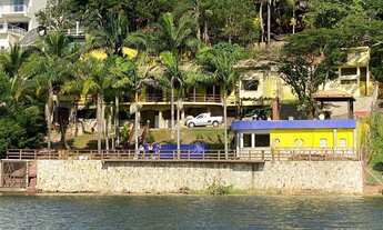 Imagem 7: LINDA CHÁCARA A BEIRA DA REPRESA DE IGARATÁ (PÉ NA AGUA) COM PORTEIRA FECHADA , NO CONDOMÍ