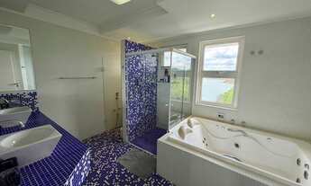 Imagem 4: LINDA CHÁCARA, PÉ NA AGUA, COM VISTA PANORÃMICA PARA A REPRESA, NO CONDOMÍNIO RECANTO DOS