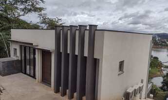 Imagem 3: LINDA CHÁCARA EM CONDOMÍNIO FECHADO , NA REPRESA DE IGARATÁ PÉ NA AGUA