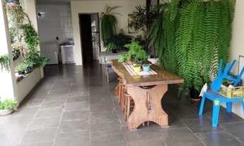 Imagem 7: LINDA CASA, AMPLA E CONSERVADA , 03 DORMITÓRIOS EM EXCELENTE LOCALIZAÇÃO - JARDIM DO LIRIO