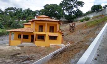 Imagem: LINDA CHÁCARA, PÉ NA AGUA, NO CONDOMÍNIO