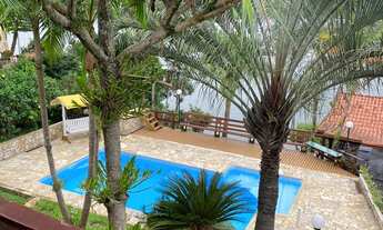 Imagem: LINDA CHÁCARA A BEIRA DA REPRESA ( PÉ