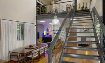 Imagem 4: Casa mobiliada e reformada com lazer completo no Residencial Tarumã Santana de Parnaíba SP