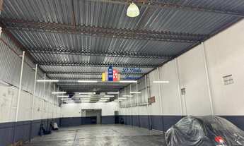 Imagem: Alugo galpão comercial 400 m2 em Aldeia