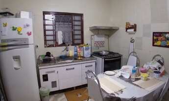 Imagem 6: Casa a venda com amplo quintal arborizado, próximo ao Centro de Itapevi! Aceita Permuta!