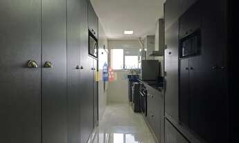 Imagem 2: Apartamento 2 dormitórios com suíte - MOBILIADO com 2 vagas, 75m², À Venda por R$ 845.000