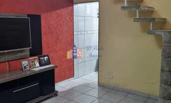 Imagem 3: Sobrado Residencial com 4 dormitórios sendo uma suíte com 2 vagas, 220m², À Venda por R$ 7